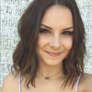 Meet your Posher, Cassie