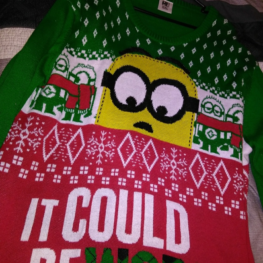 Mens green sweater.