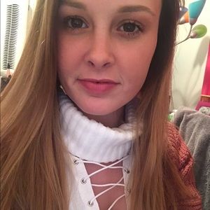 Meet your Posher, Ash