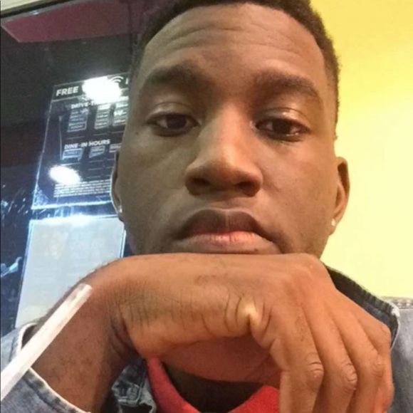 Meet your Posher, Brandon - Picture 1 of 1