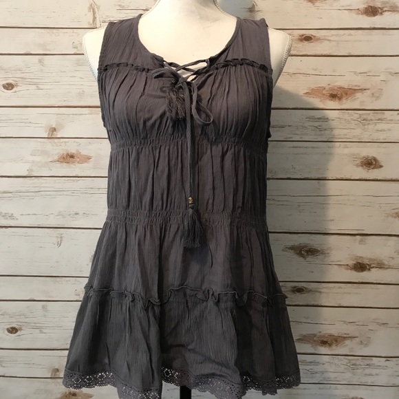 Knox Rose Tops - Gauze like sleeveless top from Knox Rose. Size S.