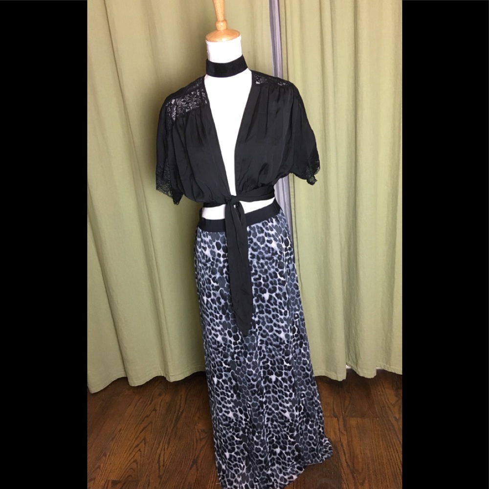 Express maxi animal print skirt.