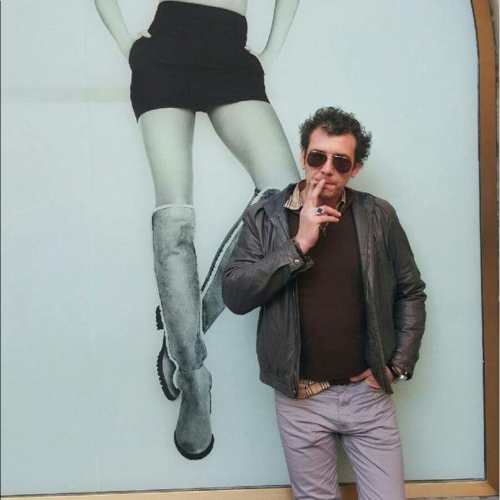 Meet your Posher, Douglas