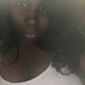 Meet your Posher, Courtney