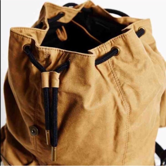 Urban Outfitters Army Canvas Backpack - Picture 4 of 5