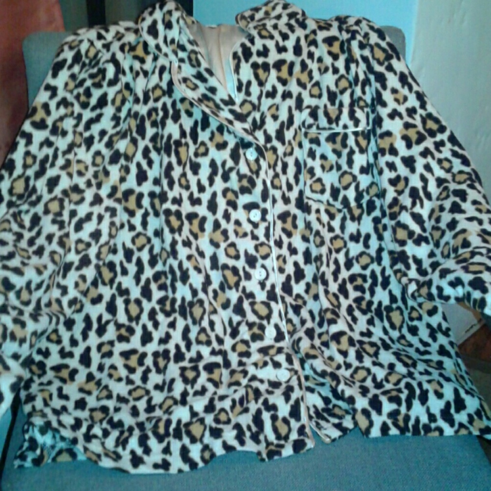 Warm pajama top