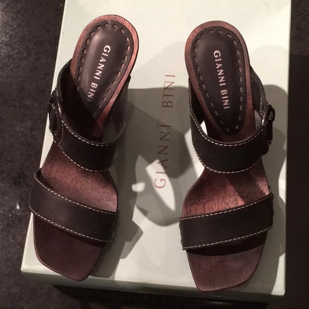 Gianni Bini Wedge Womens Shoes