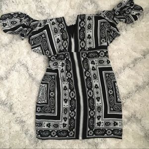 NWOT Lovers + Friends off the shoulder dress