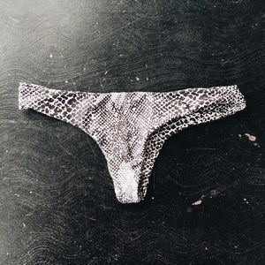 Acacia Swimwear 2015 Snake Hookipa