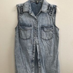 Forever 21 denim sleeveless top