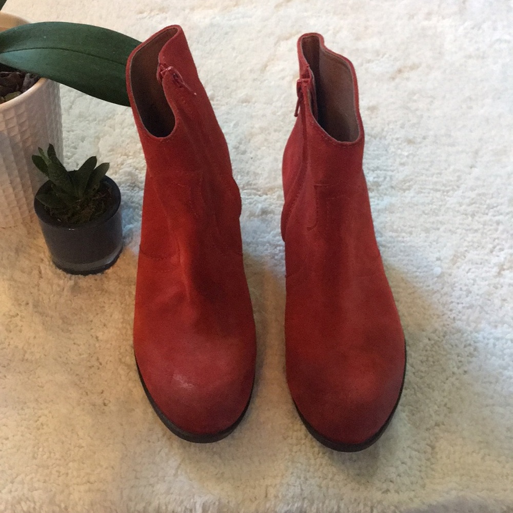 Lucky Brand rust colored booties!
