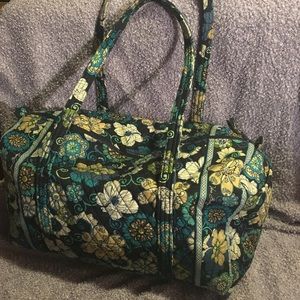 Vera Bradley large duffel bag