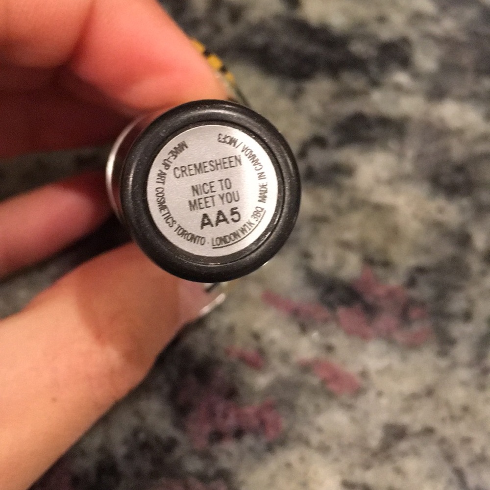 MAC Cosmetics Cremesheen - Nice to Meet You - Picture 4 of 7
