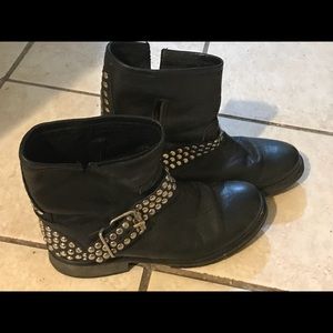 Leather vintage biker booties