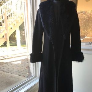 Vintage 80s Black fur coat