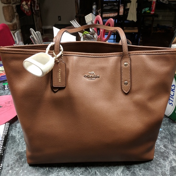 Coach tote - Picture 1 of 3