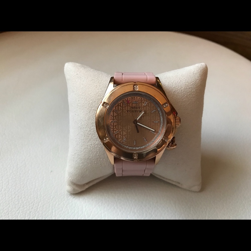 really cute and goes good with a lot of outfits