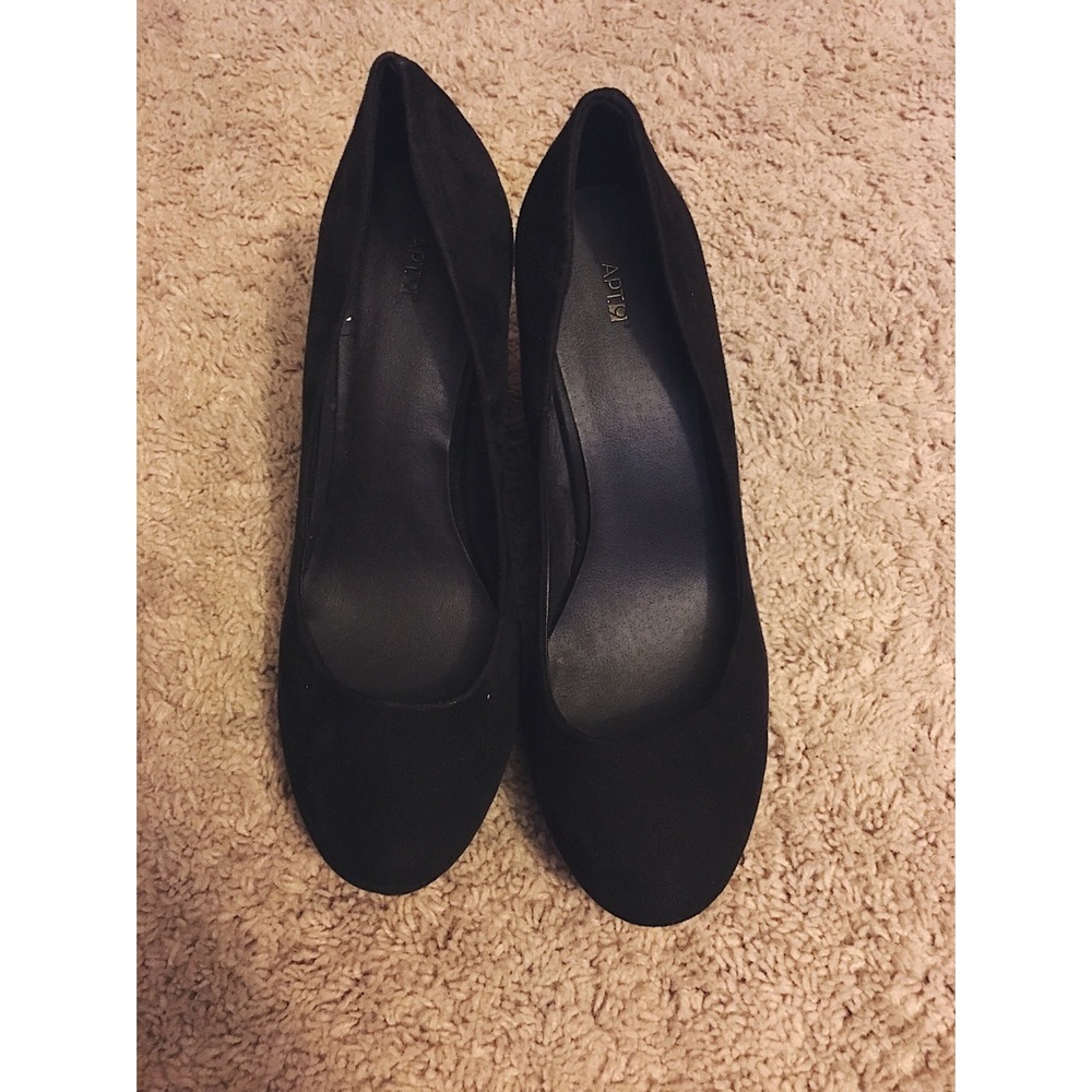 Apt. 9 Heels
