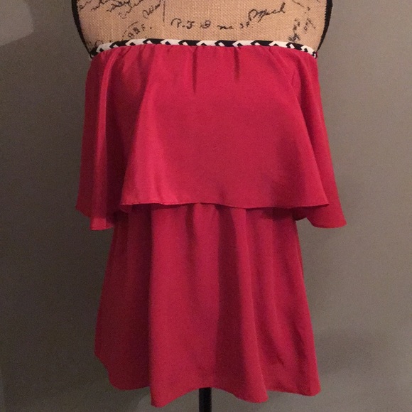 Judith March Tops - Judith March Layered Top , crimson color