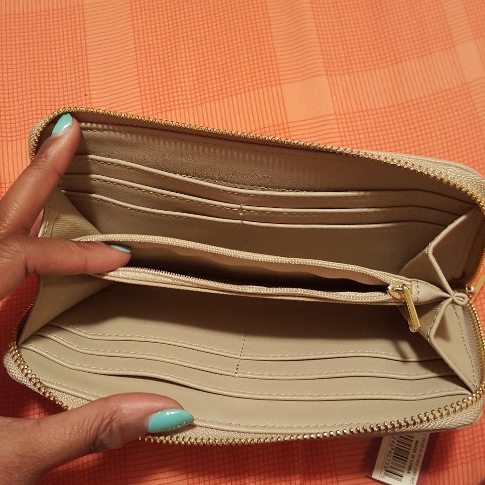 Brand new tan "Merona" wallet