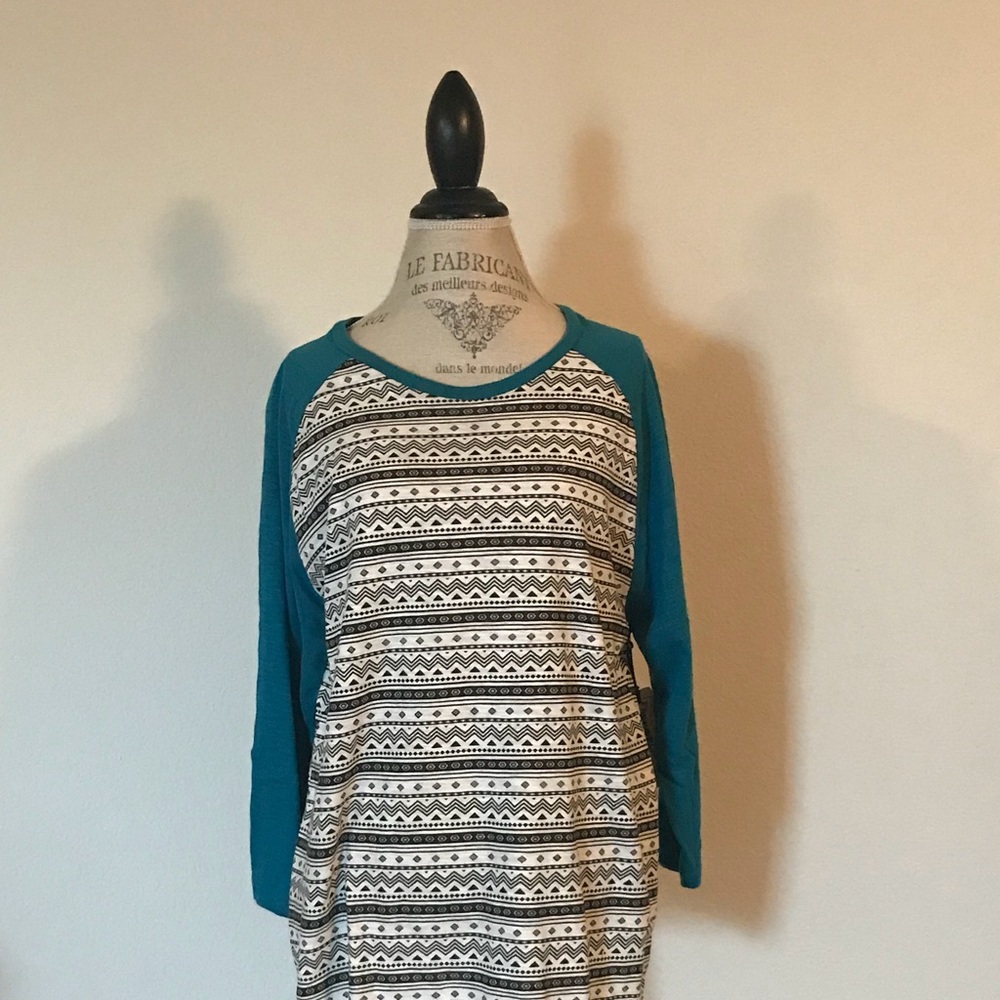 Free Planet Men’s T-Shirt Size XL