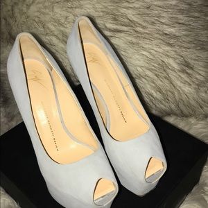 Authentic Giuseppe Zanotti size 37.5
