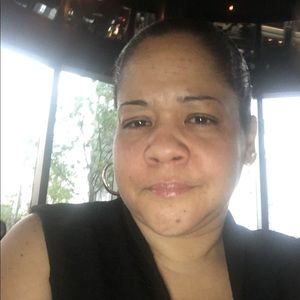 Meet your Posher, Myra