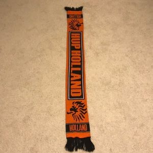 Holland Scarf