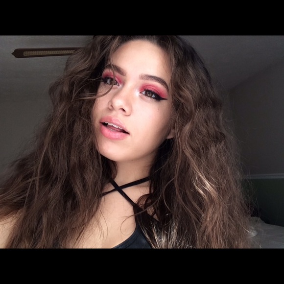 Meet your Posher, Jasmine - Picture 1 of 1