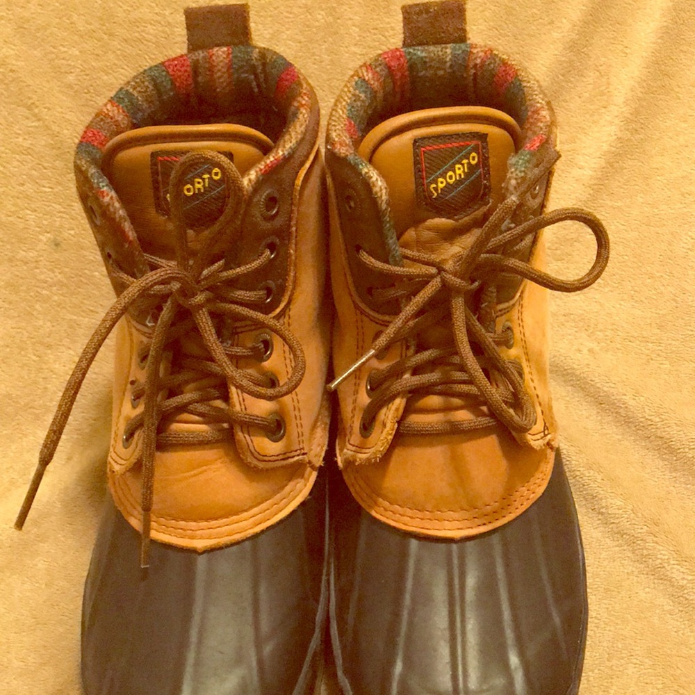 Boots. Rubber shell and soul. Insulated. - Picture 1 of 6