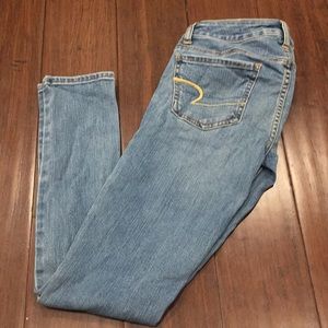 Never worn American eagle skinny jegging sz 2 reg
