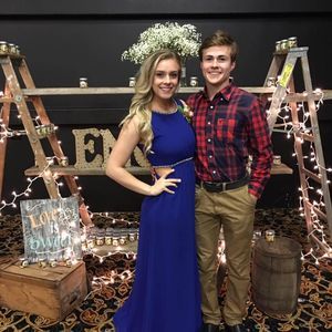 Meet your Posher, Carson