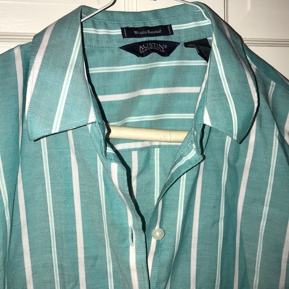 Button down tank - Picture 2 of 3