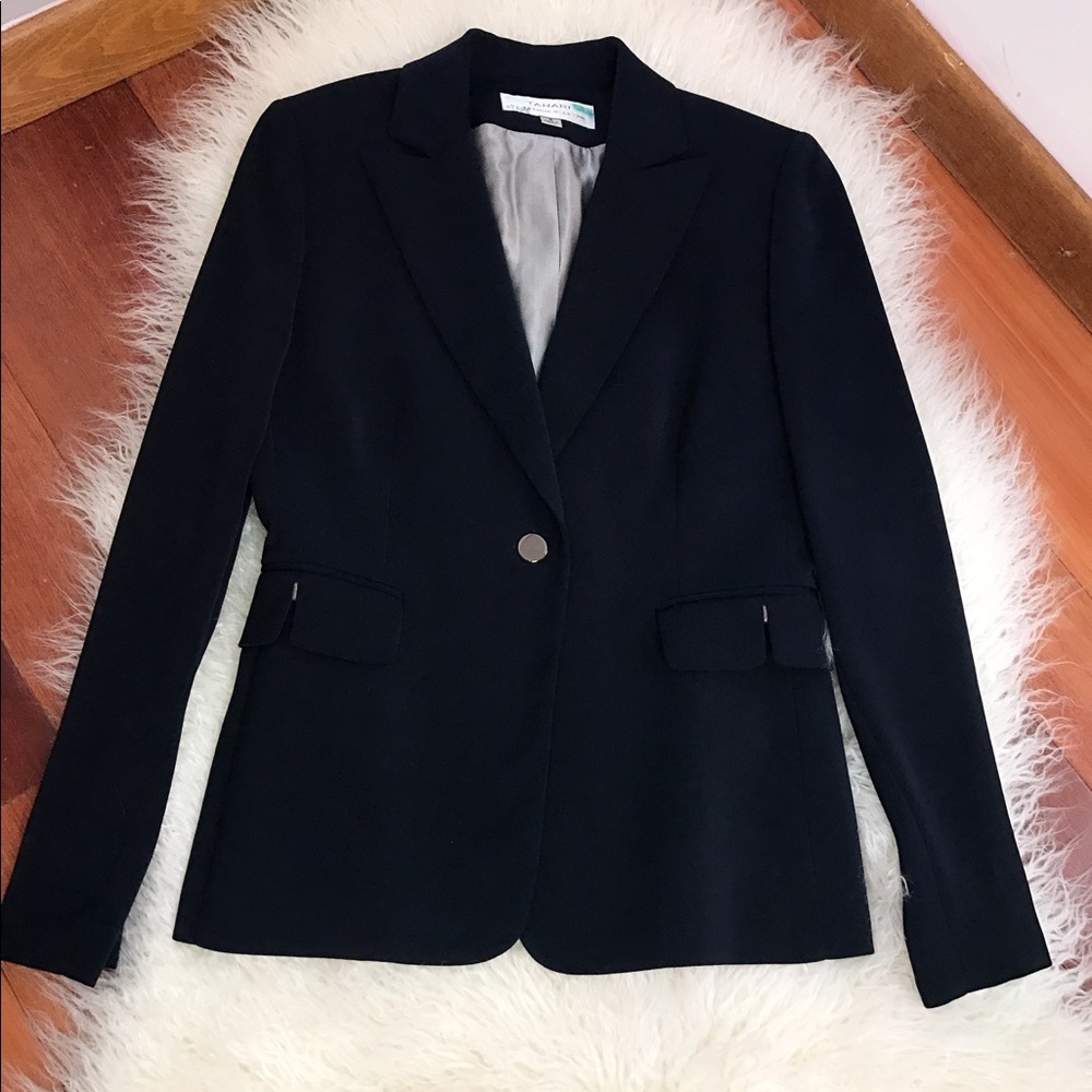 Tahari Single Button Blazer size 4