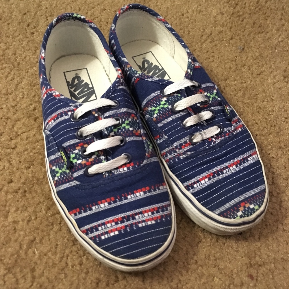 Aztec pattern Vans