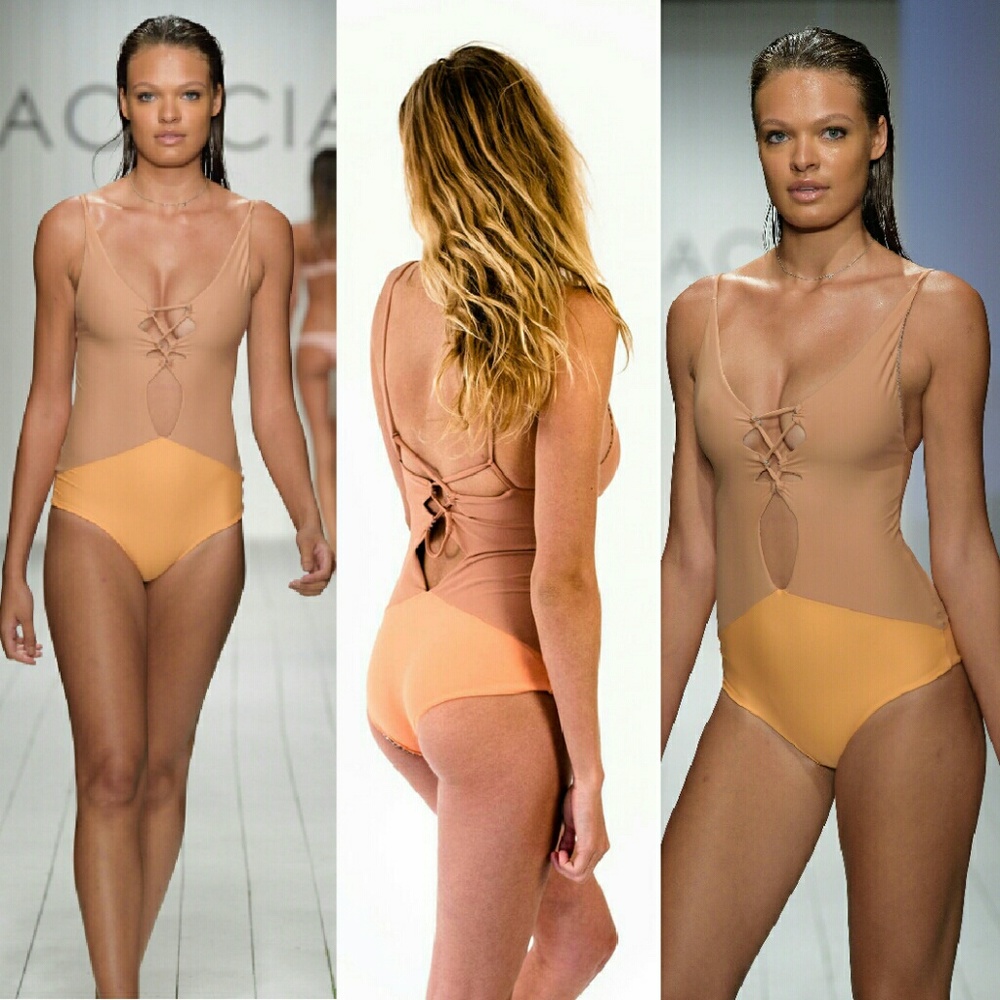 New acacia kokomo loquat topless onepiece orange P
