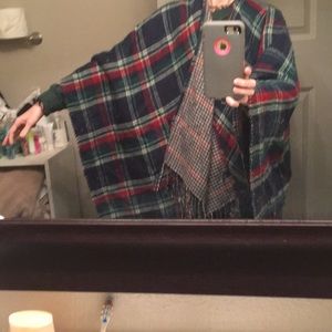 Poncho warm pashmina reversible cape drape front