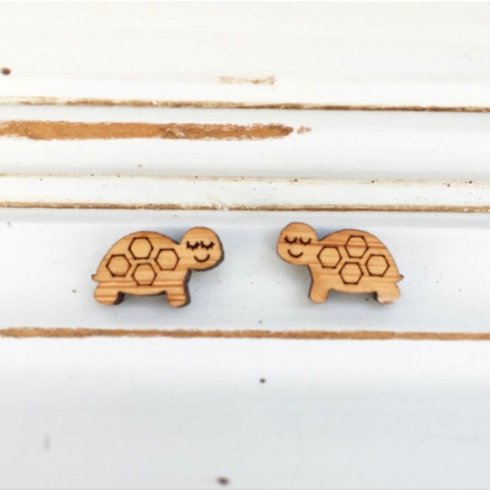 Sleepy turtle  bamboo earrings