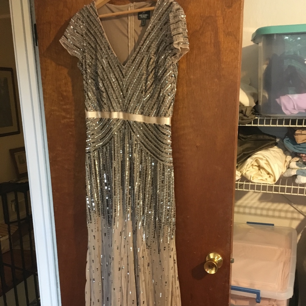 Worn for wedding, don’t need anymore