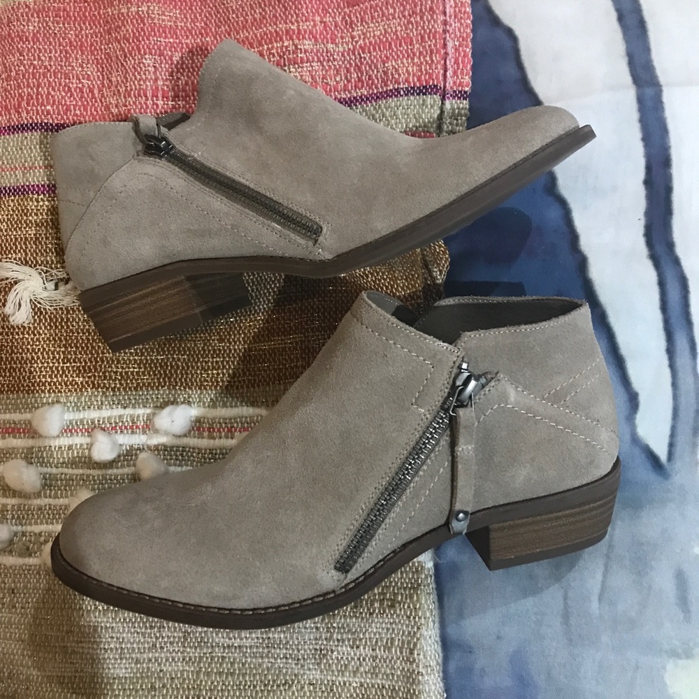 Dolce Vita Booties