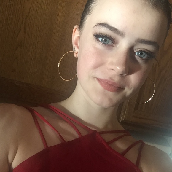 Meet your Posher, Ruby - Picture 1 of 1