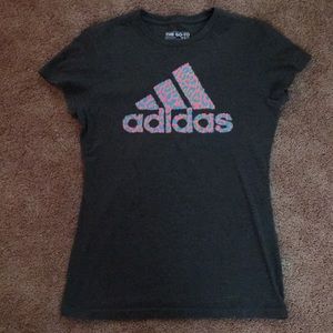 Adidas t-shirt