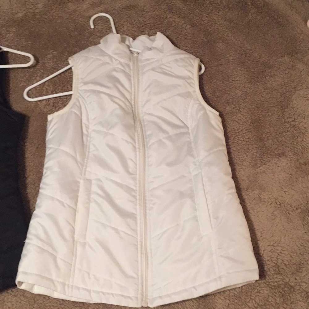 Vests - Picture 2 of 3