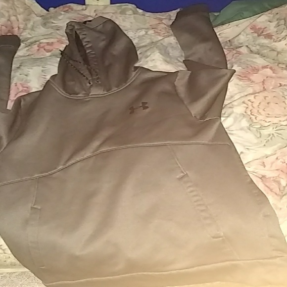 Small under armour jacket - Picture 1 of 1
