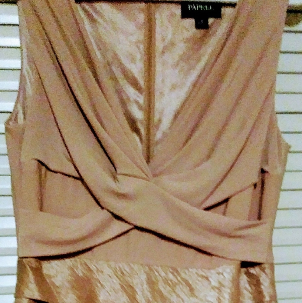 Gold dress size 8