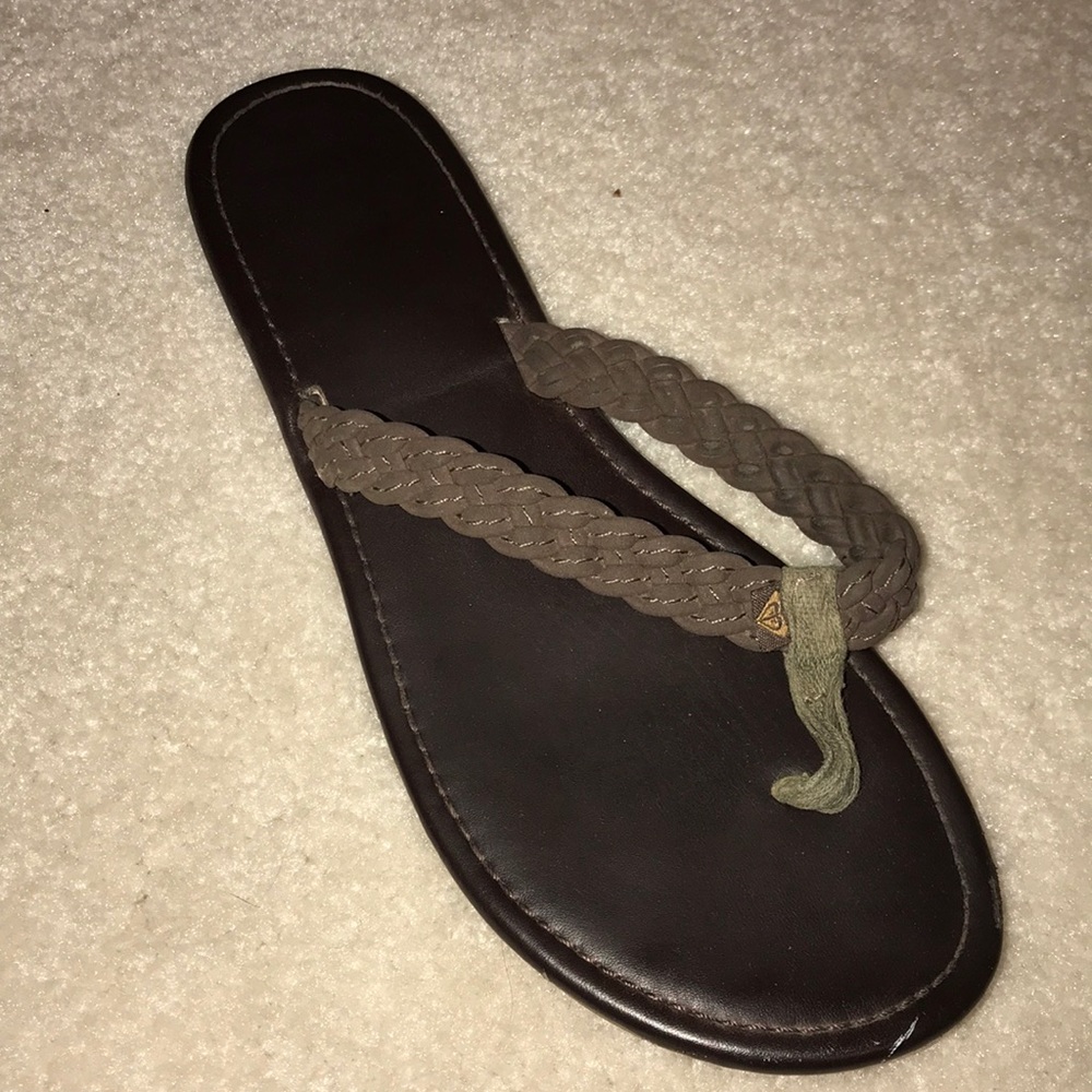 Flip flops