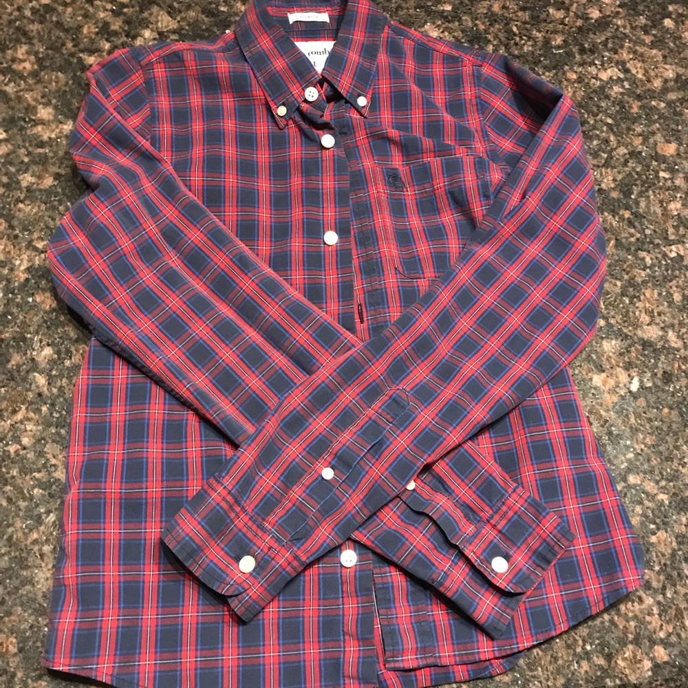 Abercrombie button down🎁🎄
