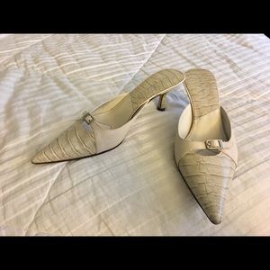 High heels by Bandolino size 6