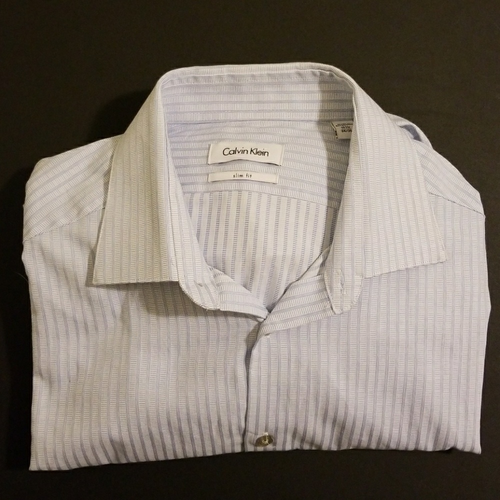 Calvin Klein Men's Slim Fit Dress Shirt