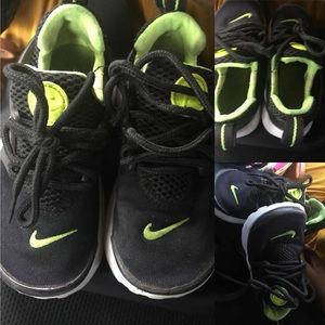 Nike Prestos